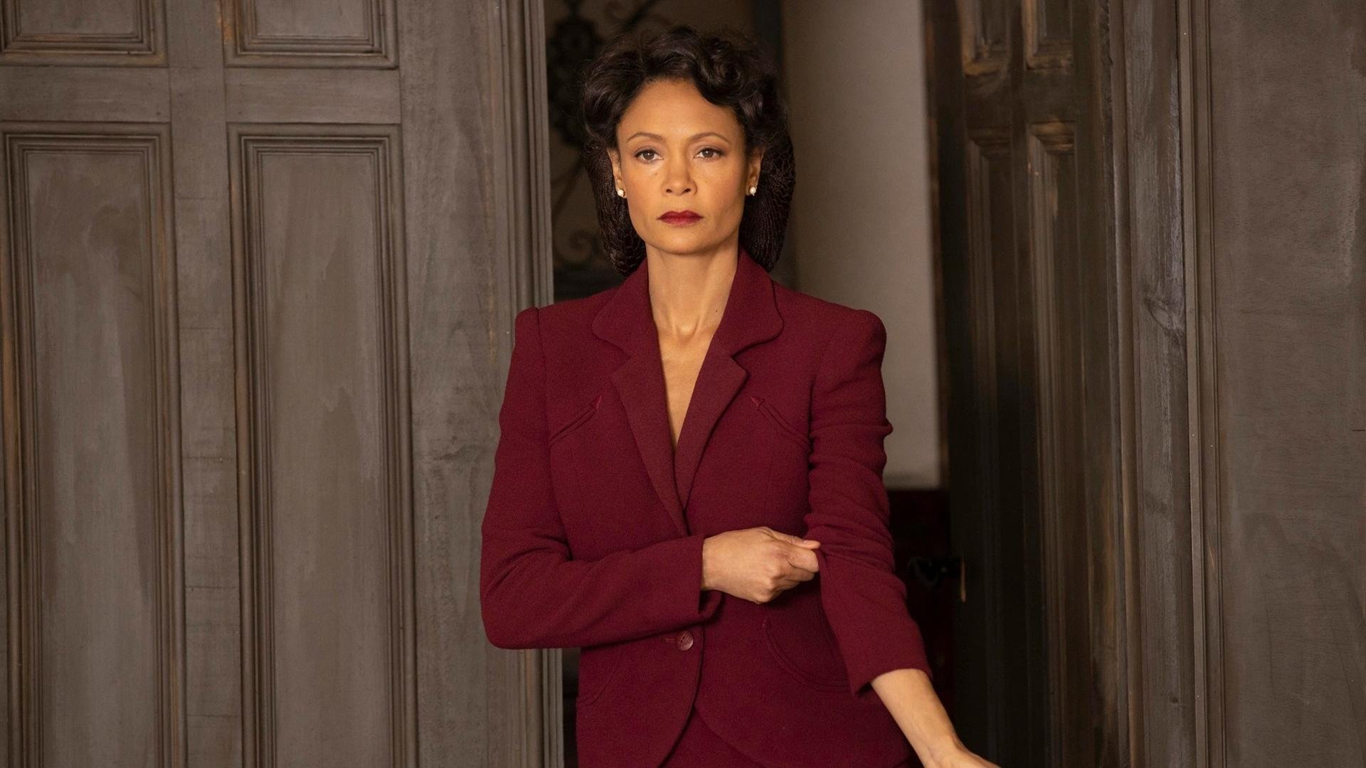 看看哪些球员在最近的比赛中表现出色,最近球队将参加比赛英语翻译