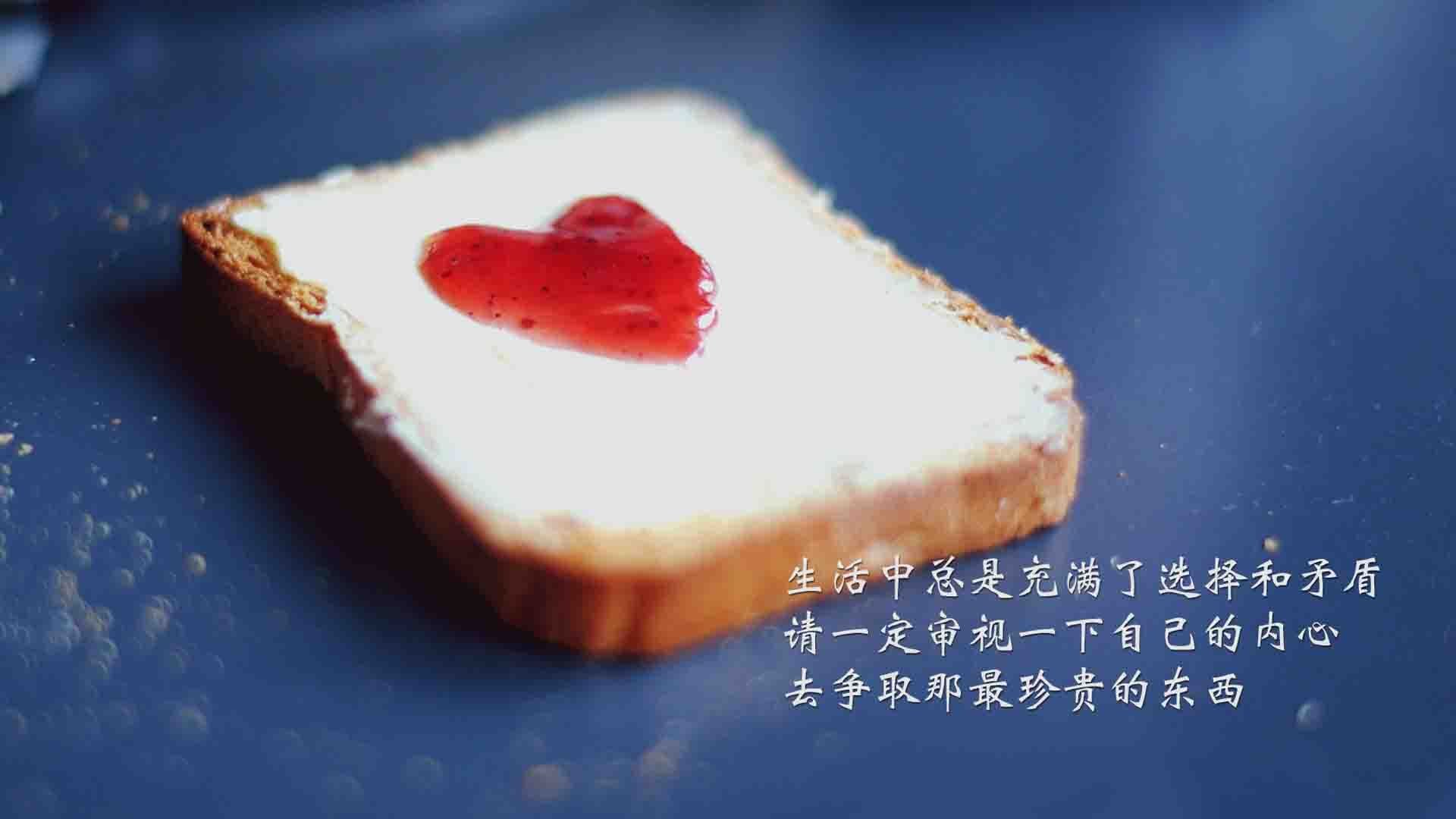 爱游戏体育（AYX）官方APP下载-独行侠训练营后进行全队集体拉伸环节，独行侠队教练是谁